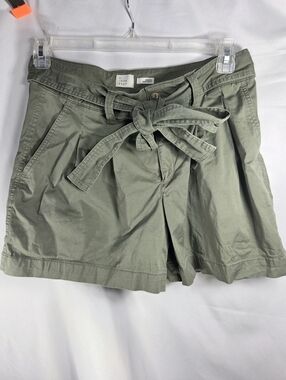 a new day Stretch Olive Green Cotton Matching Tie Belt Pleated Shorts Size 10